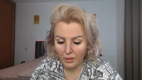 Snapshot of jaqueline88 chatting on 03-05-25, 06:44 jaqueline88 online show from 03-05-25, 06:44