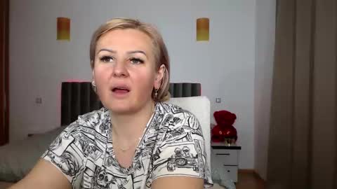 Snapshot of jaqueline88 chatting on 03-11-25, 08:30 jaqueline88 online show from 03-11-25, 08:30