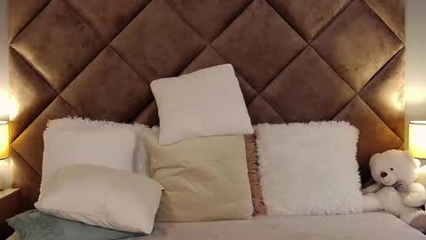 jaquelinemerlot online show from 10-17-25, 06:27