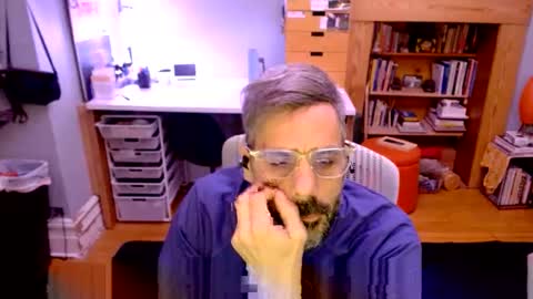 Snapshot of jareth_returns chatting on 03-02-25, 04:17 jareth_returns online show from 03-02-25, 04:17