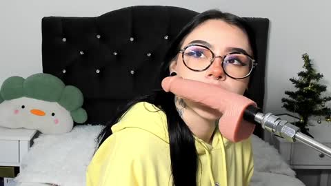 Maria online show from 12-20-24, 03:47