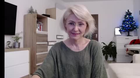 Jasmin room for people 40 online show from 12-08-24, 02:19