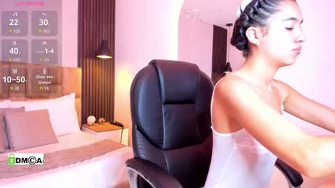 Jasmin  online show from 06-18-26, 11:58