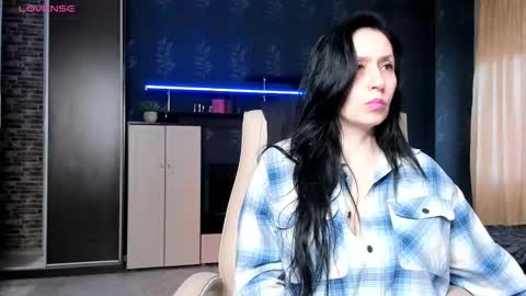 jasmin_milf online show from 03-18-26, 09:56