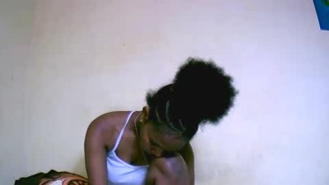 Snapshot of jasminah176750 chatting on 10-10-25, 05:23 jasminah176750 online show from 10-10-25, 05:23