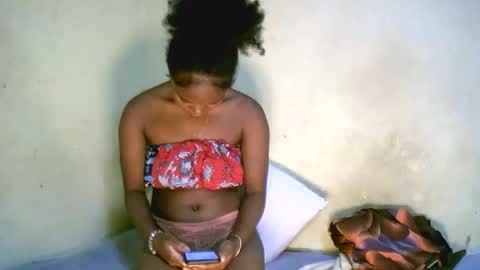 Snapshot of jasminah176750 chatting on 10-14-25, 04:08 jasminah176750 online show from 10-14-25, 04:08