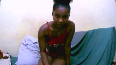 jasminah176750 online show from 12-04-25, 05:32