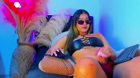 jasmin trans femboy ebony bigcock online show from 01-21-25, 11:56
