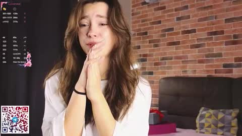 Snapshot of jasmindoroti chatting on 09-10-25, 06:13 Chloe online show from 09-10-25, 06:13