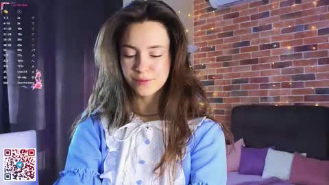 Snapshot of jasmindoroti chatting on 10-13-25, 06:13 Chloe online show from 10-13-25, 06:13