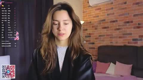 Snapshot of jasmindoroti chatting on 10-17-25, 06:16 Chloe online show from 10-17-25, 06:16