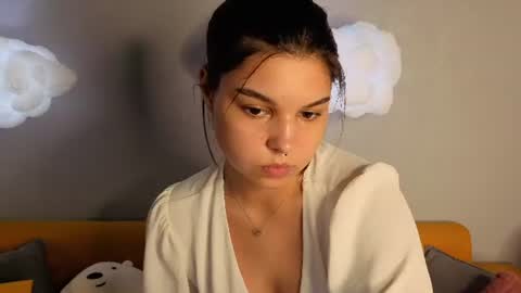 Snapshot of jasmine_burke chatting on 06-22-26, 03:25 Jasmine Burke online show from 06-22-26, 03:25