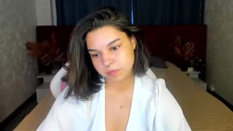 Snapshot of jasmine_burke chatting on 07-07-26, 01:08 Jasmine Burke online show from 07-07-26, 01:08