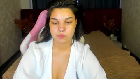 Snapshot of jasmine_burke chatting on 07-07-26, 07:23 Jasmine Burke online show from 07-07-26, 07:23