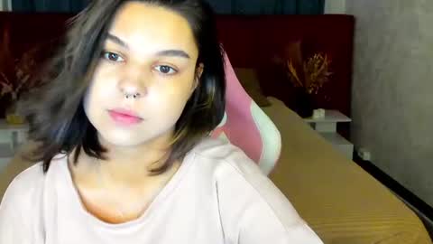 Snapshot of jasmine_burke chatting on 07-18-26, 01:10 Jasmine Burke online show from 07-18-26, 01:10