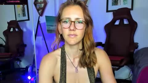 Jasmine Daze online show from 01-01-25, 12:43