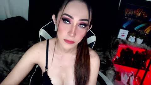 lavander  not for free show  online show from 02-14-25, 08:21