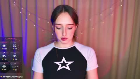 Snapshot of jasminelorens chatting on 04-29-26, 02:26 Jasmine online show from 04-29-26, 02:26