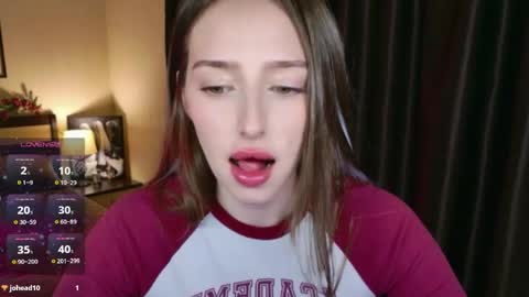 Snapshot of jasminelorens chatting on 05-17-26, 10:00 Jasmine online show from 05-17-26, 10:00