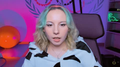 Jasmine online show from 01-04-25, 11:11