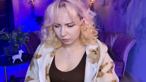 Jasmine online show from 02-18-25, 08:27