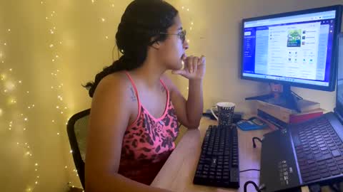 Jasmine online show from 03-03-26, 12:22