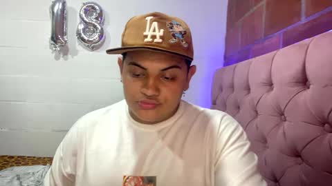 Snapshot of jason_boy_ chatting on 12-11-24, 09:01 jason_boy_ online show from 12-11-24, 09:01