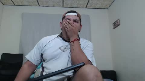 Snapshot of jason_boy_ chatting on 05-20-26, 05:02 jason_boy_ online show from 05-20-26, 05:02
