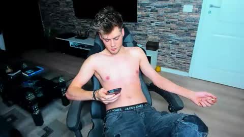 JasoN online show from 11-16-25, 12:16