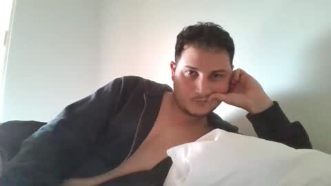 Snapshot of jasonbayson chatting on 03-09-26, 06:06 jasonbayson online show from 03-09-26, 06:06