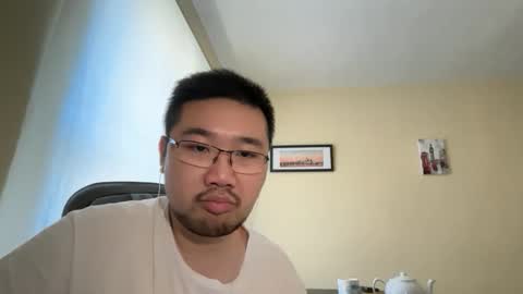 Snapshot of jasonryu2025 chatting on 04-23-26, 12:29 Jason Ryu online show from 04-23-26, 12:29
