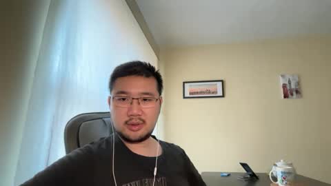 Snapshot of jasonryu2025 chatting on 04-27-26, 07:50 Jason Ryu online show from 04-27-26, 07:50