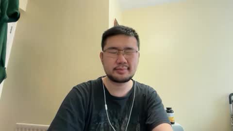 Snapshot of jasonryu2025 chatting on 05-14-26, 01:29 Jason Ryu online show from 05-14-26, 01:29