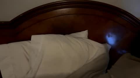 itshis10inchesforbitches online show from 02-03-26, 07:02