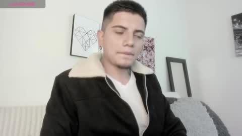 Snapshot of jasonxx13 chatting on 03-14-26, 03:50 Jason online show from 03-14-26, 03:50