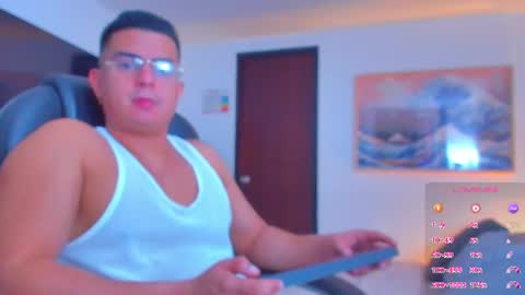 JBrooksXx online show from 08-07-26, 12:18