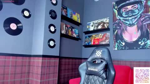 Charlotte online show from 09-21-25, 01:07