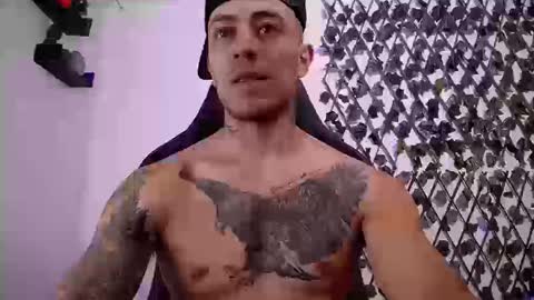 Snapshot of jasson_king01 chatting on 03-12-26, 02:01 JKing online show from 03-12-26, 02:01