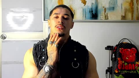 Lil Dark online show from 01-28-25, 02:43