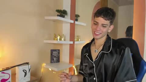 Snapshot of jasson_smit chatting on 10-01-25, 02:23 J A S S O N online show from 10-01-25, 02:23