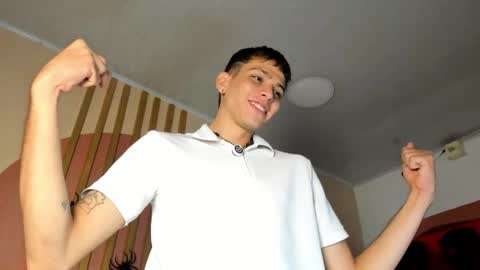 Snapshot of jasson_smit chatting on 10-23-25, 01:32 J A S S O N online show from 10-23-25, 01:32