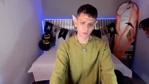 Snapshot of jasson_smit chatting on 10-29-25, 02:41 J A S S O N online show from 10-29-25, 02:41