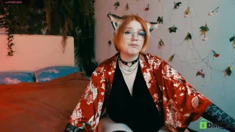 Snapshot of java_fire chatting on 04-22-26, 09:27 Katerina online show from 04-22-26, 09:27