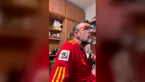javibcn205764 online show from 04-04-26, 11:46