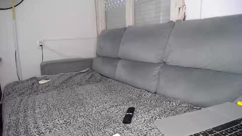 Javier  online show from 03-09-25, 06:32