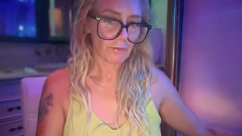 JAV online show from 10-26-25, 11:38