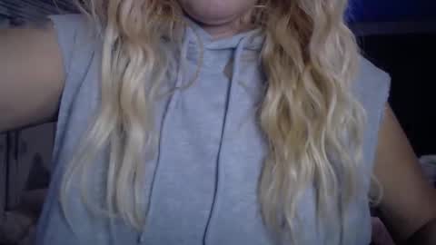 JAV online show from 12-15-25, 03:11