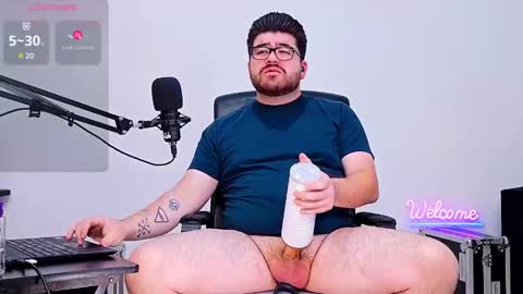 Jax Luna online show from 01-22-25, 05:48