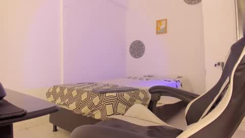 Snapshot of jax_maliq chatting on 09-23-25, 02:47 jax_maliq online show from 09-23-25, 02:47