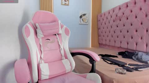 Snapshot of jax_maliq chatting on 10-01-25, 02:17 jax_maliq online show from 10-01-25, 02:17